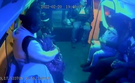 "Es mi herramienta de trabajo", pasajero implora a ladrón que no le robe su mochila en Edomex