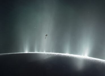 Microbios podrían desarrollarse en una luna de Saturno