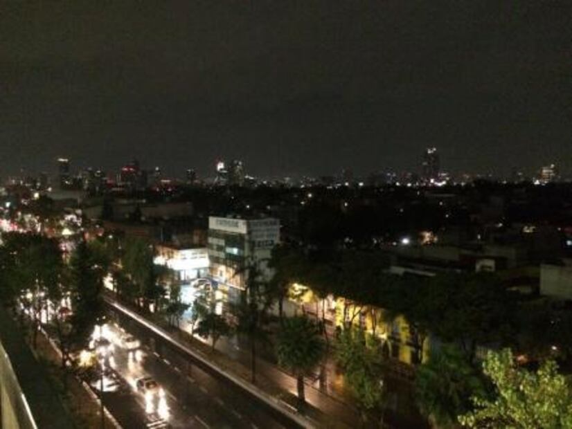 Lluvia deja encharcamientos en diferentes puntos de CDMX