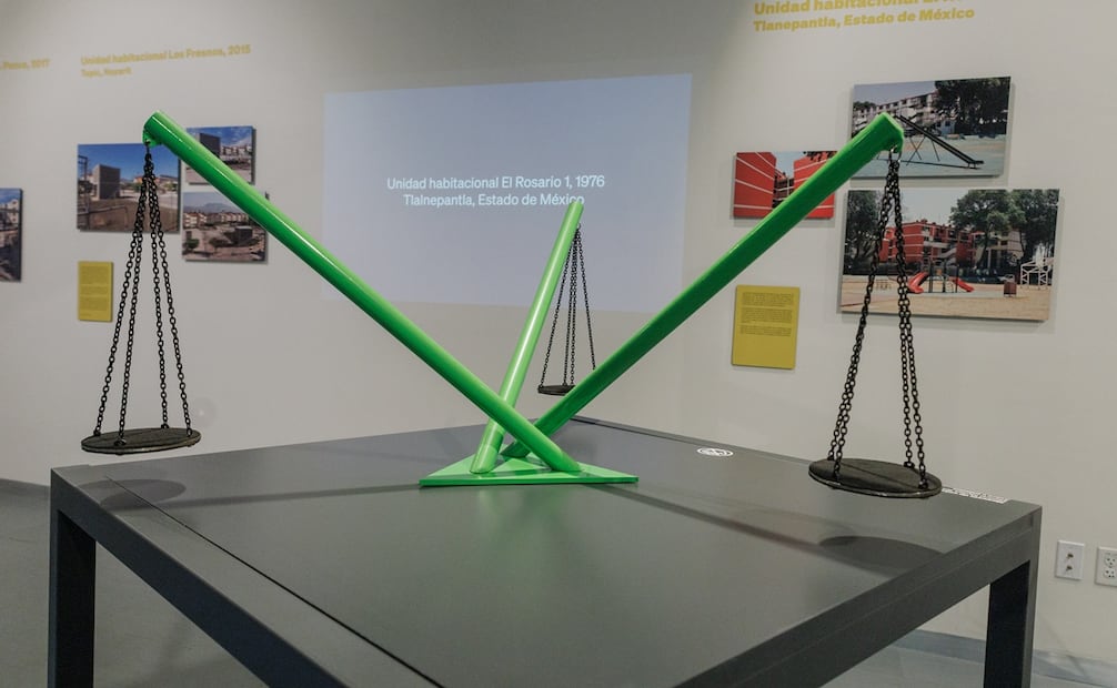 Recorrido por la exposición “A jugar espacios de juego en unidades habitacionales” en el Museo Nacional de la Vivienda. Foto: Yaretzy Osnaya/ EL UNIVERSAL.
Yaretzy M. Osnaya | EL UNIVERSAL