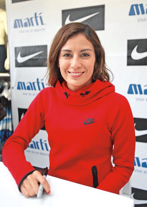 Espinosa le relató a estudiantes su historia de éxito y dedicación (ARCHIVO. EL UNIVERSAL)