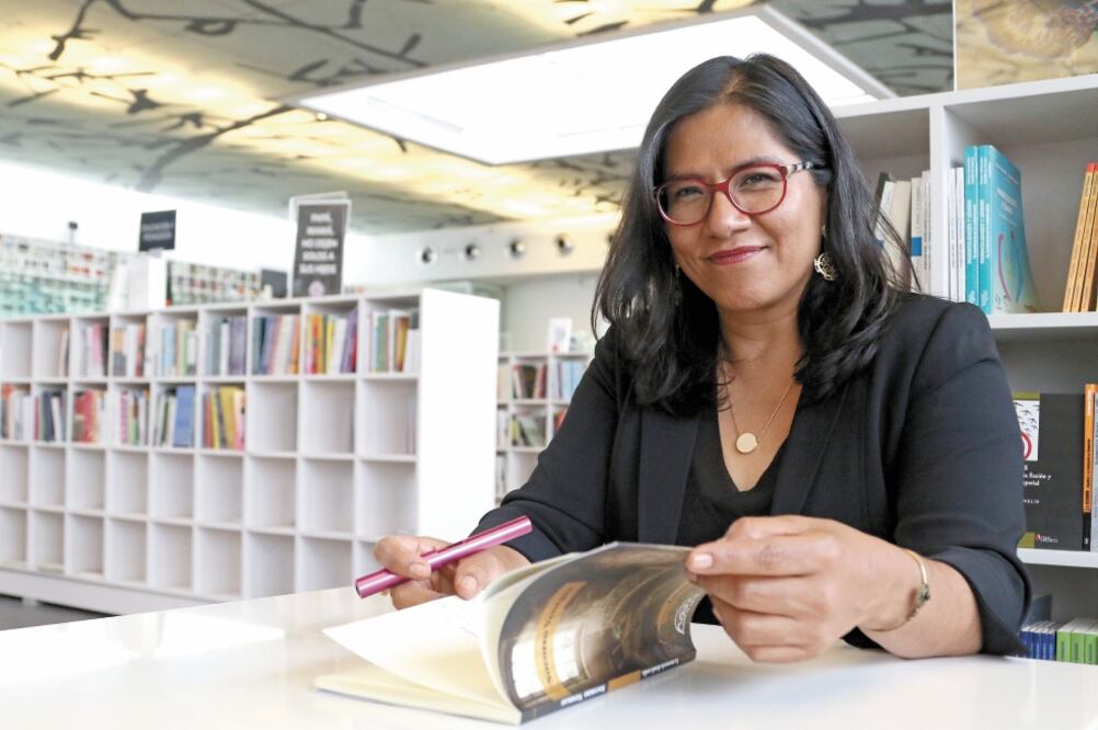 La narradora y editora es autora también de libros como "Será negra y blanca", y "Vestido de novia". Foto/
