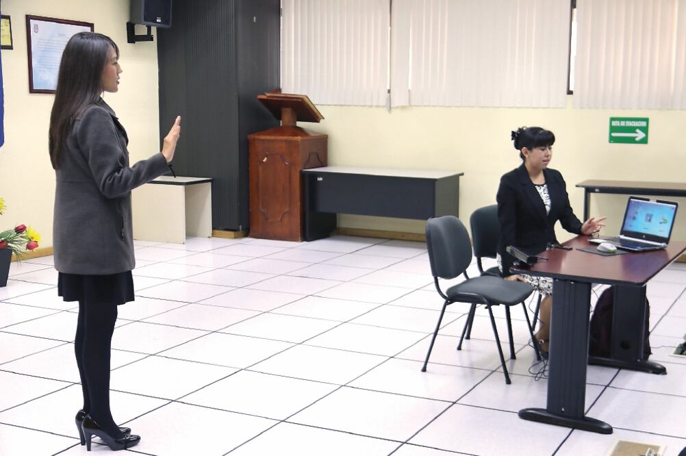 Un grupo de estudiantes del Instituto Politécnico Nacional desarrolló un sistema informático tipo Kinect que facilita el aprendizaje de la Química. (IPN)