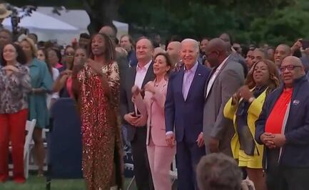¿Congelado? Biden se pasma durante concierto por Juneteenth en la Casa Blanca