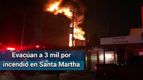 Se incendia subestación eléctrica en Iztapalapa