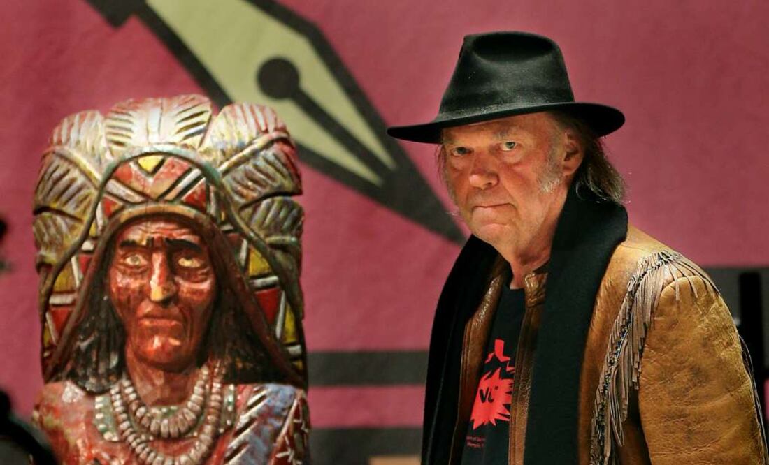 Desde hace años, Young critica que tanto la música que uno se descarga en Internet como los servicios de streaming tienen una mala calidad de sonido