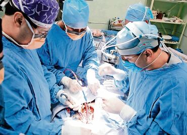 Más de 20 mil esperan trasplante: experto