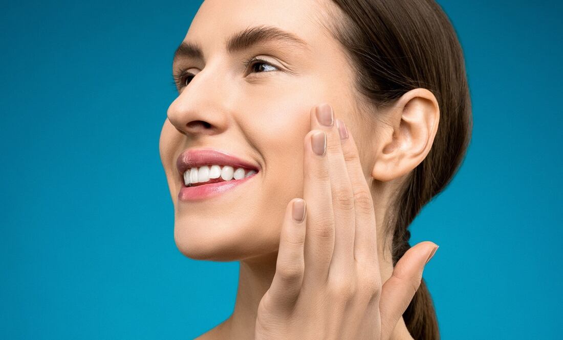 Los protectores solares con color están en tendencia porque unifican el tono mientras cuidan la piel / Foto: Pexels