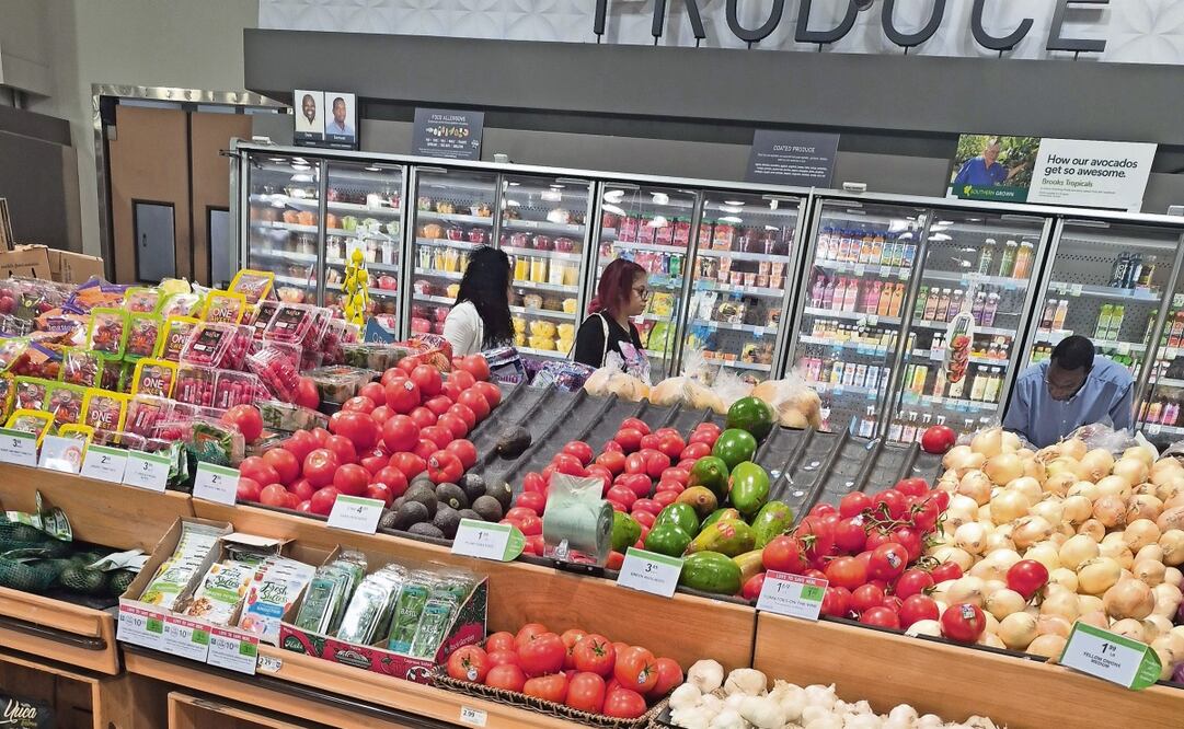 Productores mexicanos de jitomate estiman que la cuota compensatoria impuesta por Estados Unidos provocará escasez del producto y un incremento en su precio. Foto: Max Aub