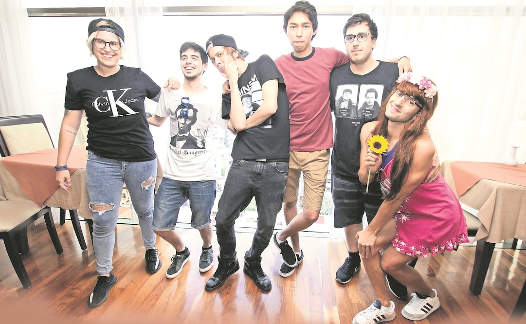 Algunos de los jóvenes llevan más de seis años tras la cámara (FOTOS: CARLOS MEJIA. EL UNIVERSAL)