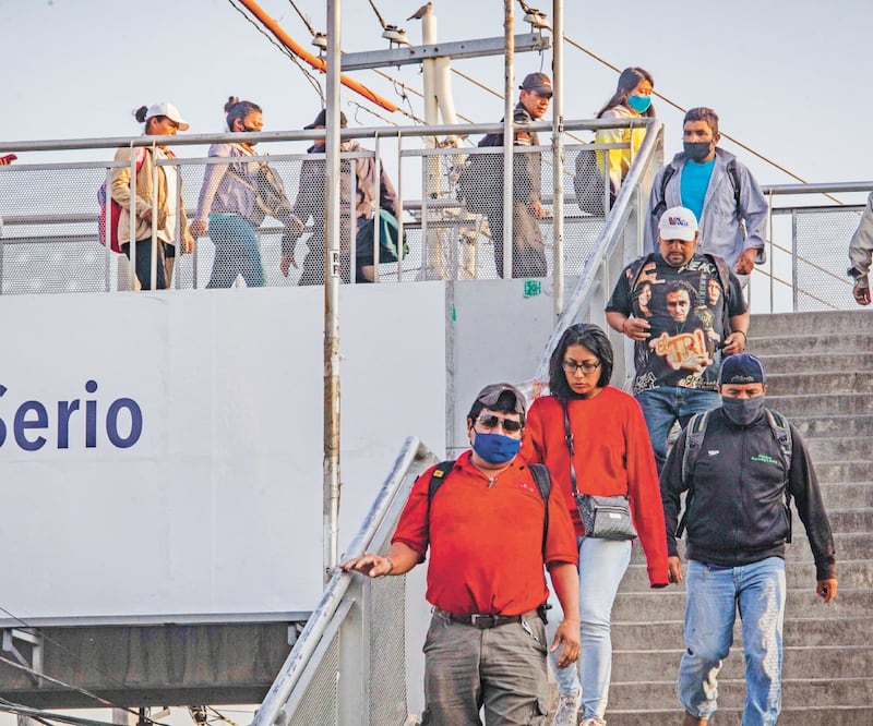 Autoridades sanitarias llamaron a los queretanos a no bajar la guardia ante el Covid-19, usar cubrebocas y aplicar la sana distancia. Foto: DEMIAN CHÁVEZ. EL UNIVERSAL