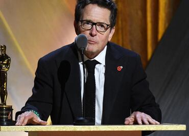 Michael J. Fox recibe Oscar honorífico por su lucha contra el Parkinson