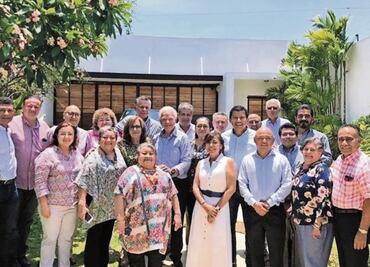 Granier se reúne con séquito de exfuncionarios