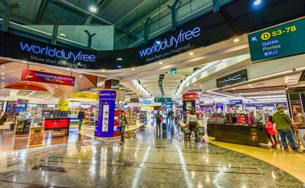 ¿Los aeropuertos están diseñados para hacerte gastar más?