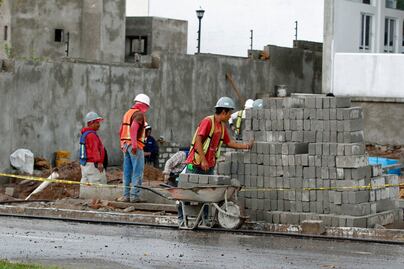 Crece número de mexicanos mal pagados