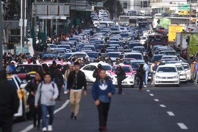 ¿Por qué protestan los taxistas hoy?