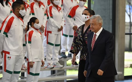 AMLO felicita a los medallistas paralímpicos: 'Son orgullo nacional'