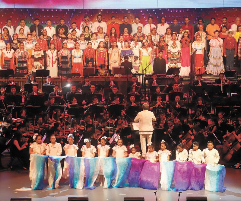 Niños y niñas de los Semilleros Creativos cantaron y contaron historias. FOTOS: BERENICE FREGOSO. EL UNIVERSAL