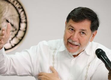 Dejó presidencia del Senado, pero viajará gratis a Palestina