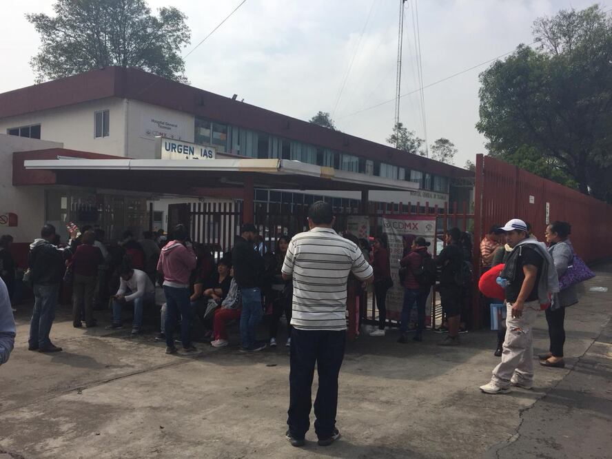 Al Hospital General de Ticomán se presentó personal de Protección Civil que inspecciona las áreas afectadas por la inundación. Foto: Especial