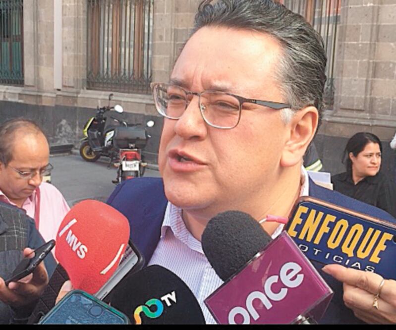 Sin pruebas. Gabriel García, coordinador general de Programas para el Desarrollo, dijo que no se han comprobado presuntos actos ilegales de delegados federales. Foto: PEDRO VILLA Y CAÑA. EL UNIVERSAL