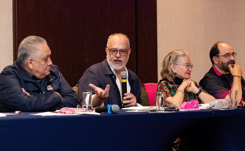 Consejo Nacional del nuevo partido político nacional Somos México. Foto: Hugo Salvador / EL UNIVERSAL