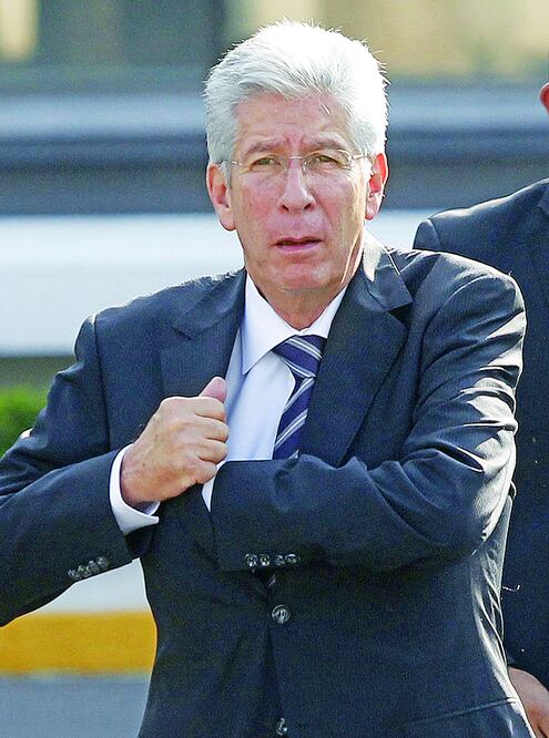 El secretario Ruiz Esparza dijo en su cuenta de Twitter: @gruizesp: "Rechazo categóricamente que la empresa OHL me haya pagado algún gasto de vacación o de cualquier otro tipo" (ARIEL OJEDA / EL UNIVERSAL)