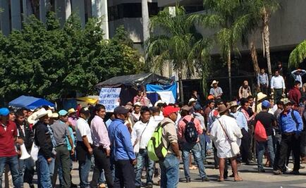 Doce detenidos y varios heridos, saldo de desalojo en Chenalhó