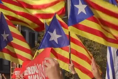 Catalanes se manifiestan contra el Gobierno español