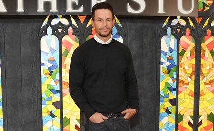 Mark Wahlberg cambia las pesas y los músculos por mucha comida con grasa 