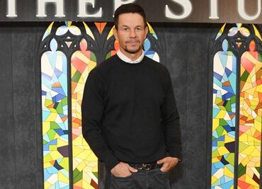 Mark Wahlberg cambia las pesas y los músculos por mucha comida con grasa