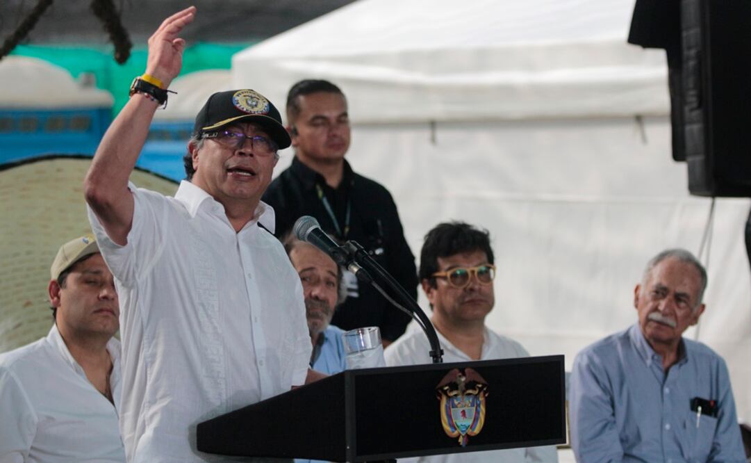 El presidente de Colombia, Gustavo Petro, durante el primer encuentro de cocaleros del Catatumbo. Foto: EFE