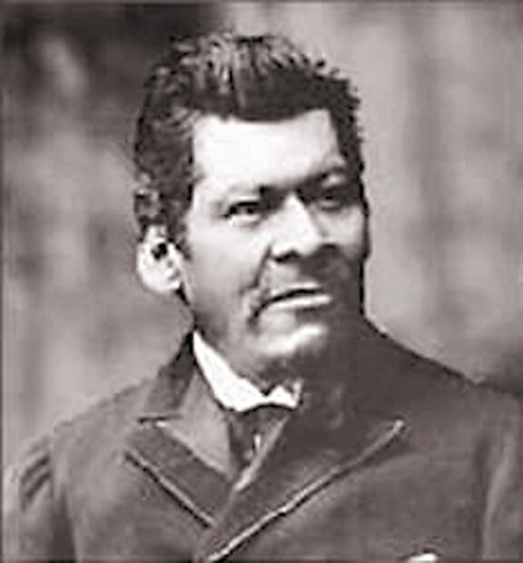 Hace 100 años se plantaron árboles en honor de periodistas