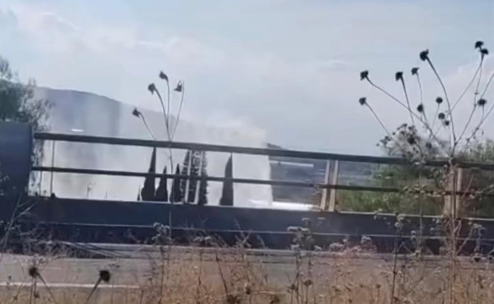 Pobladores registran el hecho (11/12/2025). Foto: Especial