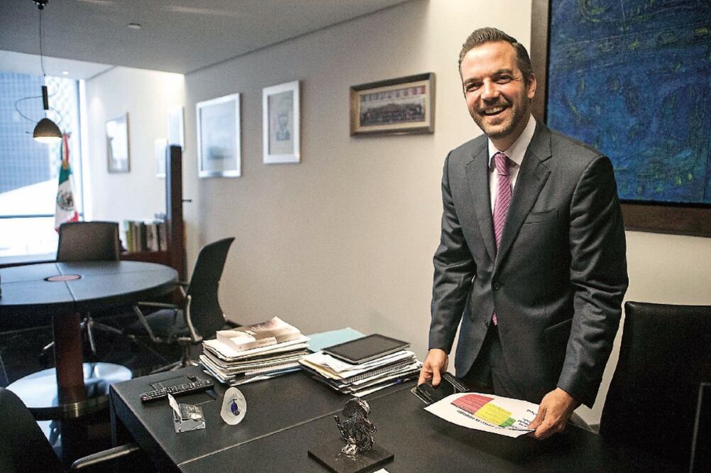 Jorge Luis Lavalle (PAN), presidente de la Comisión de Administración del Senado (CRISTOPHER ROGEL. EL UNIVERSAL)