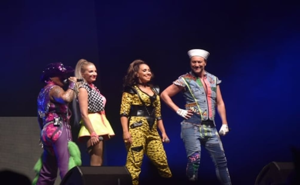 Vengaboys llena de euforia a México en fiesta eurodance