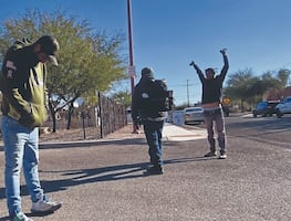 “Prefiero ser pobre en EU que en México”; connacionales despreocupados por deportaciones de Trump