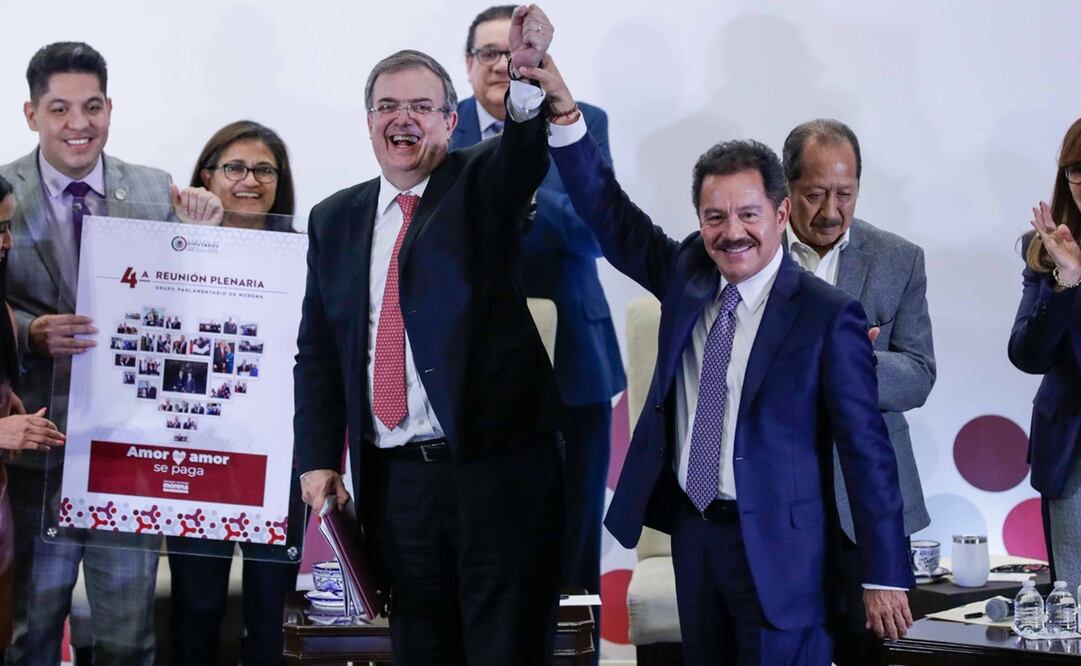 … y llaman a la unidad al tiempo que tiran línea