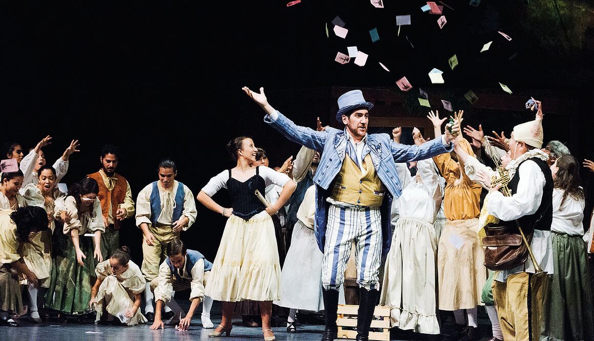 Durante el ensayo, los artistas, bajo la dirección escénica de José Solé, visten ropas de la época renacentista (GABRIELA ORIHUELA. EL UNIVERSAL)
