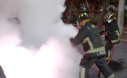 Se incendia patrulla en colonia Moctezuma que daba seguridad a papás de niño asesinado