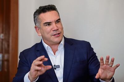 "Irresponsable tirar la toalla": Alejandro Moreno