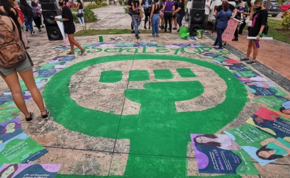 Cientos marchan en los estados por el Día Internacional de la Mujer