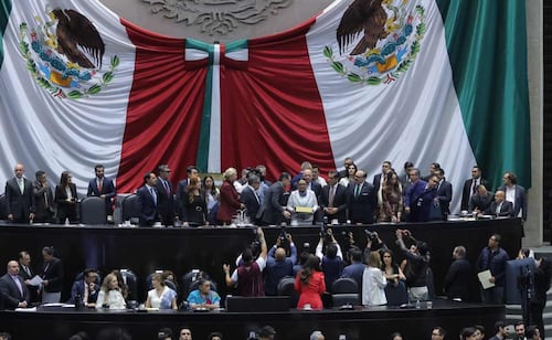 Diputados discuten segundo informe de gobierno de Sheinbaum; educación, inseguridad y salud acaparan debate