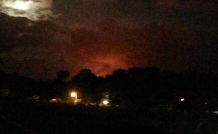 Explota toma clandestina en ducto de Pemex en Veracruz