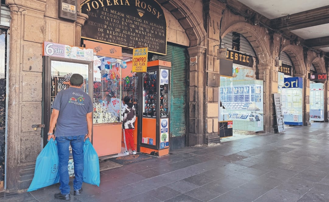 Los últimos días, la joyería Rossy ha tenido márgenes de venta de 30% a causa del bloqueo que mantiene la CNTE en el Centro. Foto: Arturo Ordaz/ EL UNIVERSAL