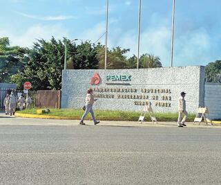En Ciudad Pemex, dejaron morir de Covid a los trabajadores