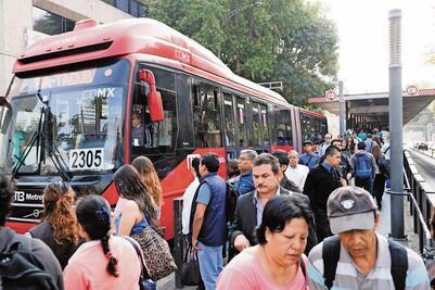 Semovi analiza conflicto interno de operadora de L2 de Metrobús 