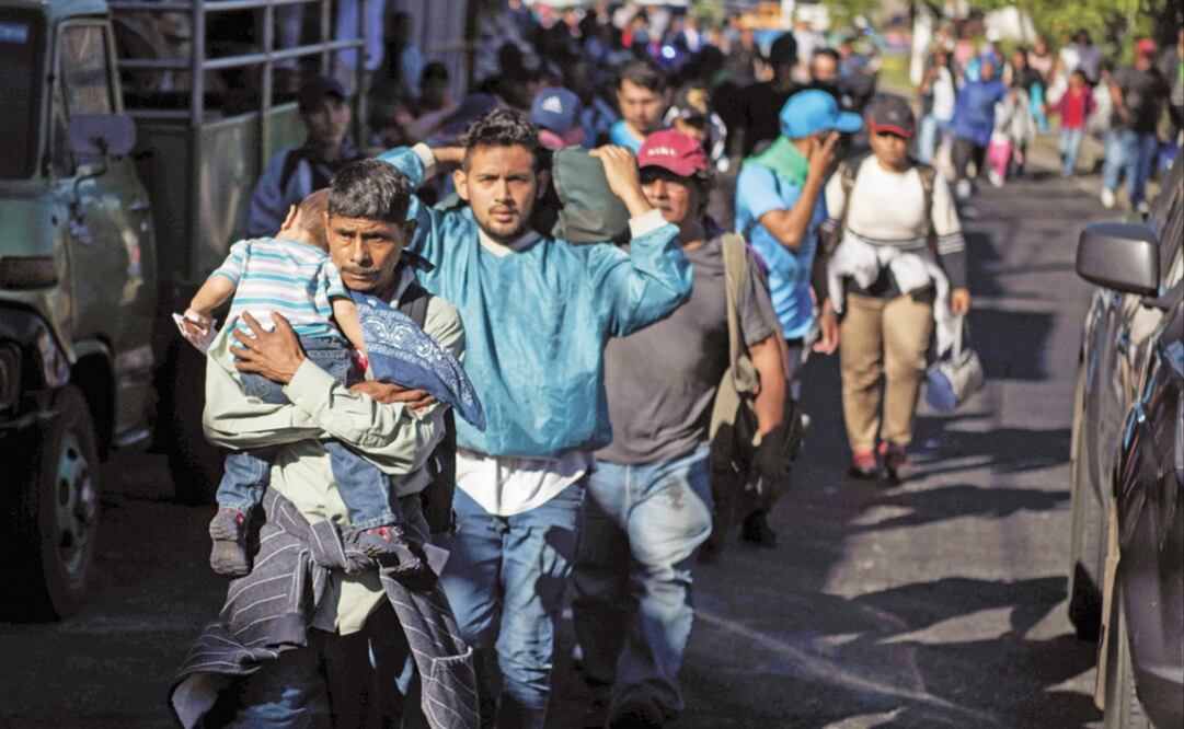 Trump tweeted on Nov. 24 that migrants at the U.S.-Mexico border would stay in Mexico until their asylum claims were individually approved in U.S. courts - Photo: Marvin Recinos/AFP