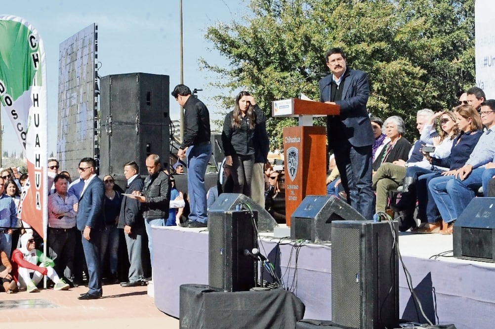 En una reunión informativa, el gobernador de Chihuahua, Javier Corral, anunció una segunda Revolución Mexicana, pero que no se peleará con armas, sino con ideas, valores y a través de las instituciones (LUIS FIERRO. EL UNIVERSAL)