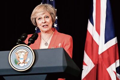 Theresa May defiende el Brexit